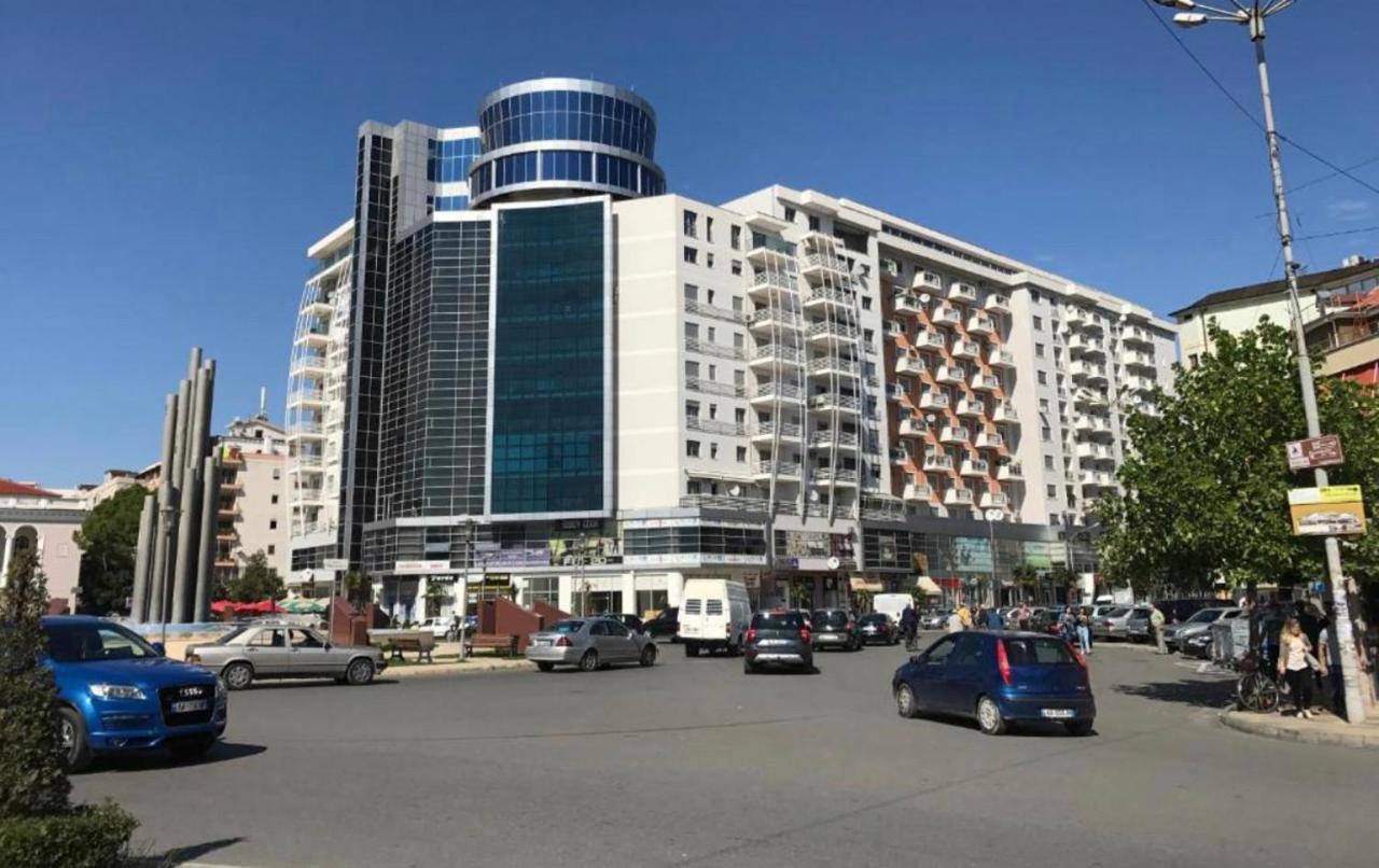 Sky 2 Apartment City Center Shkodra Exterior foto